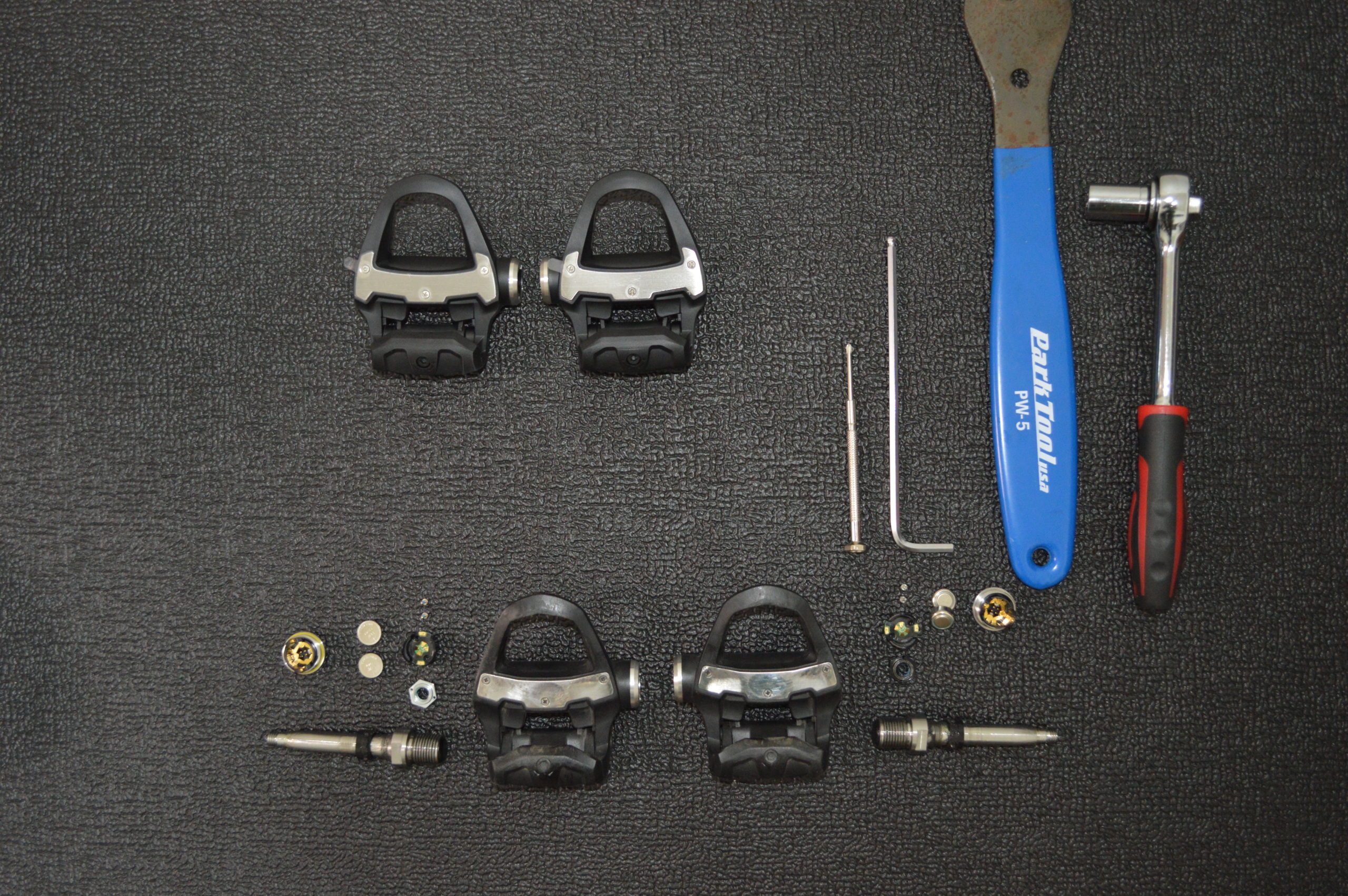 ベクター3オーナー必見！ 新パワーメーターへ換装するペダルボディ