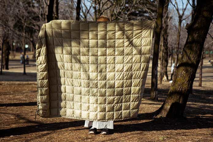 モンベル「ダウンブランケット」をレビュー！6通りの使い方を試して