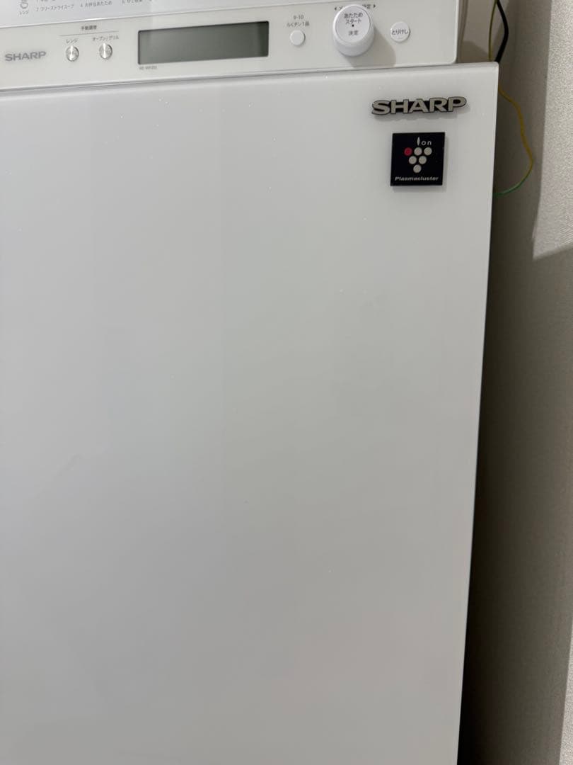 m*o様 【値下げしました！】 SHARP SJ-GD15J-W 冷蔵庫 152 Amazon | シャープ SHARP ガラスドア 冷蔵庫 (幅49.5cm) 152L SJ-GD15J